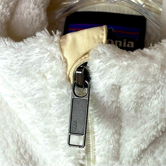 Patagonia Synchilla Vest - Winter White - Picture 4 of 12